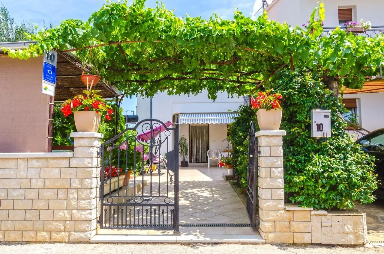 House Bruno Villa Pula Holiday home