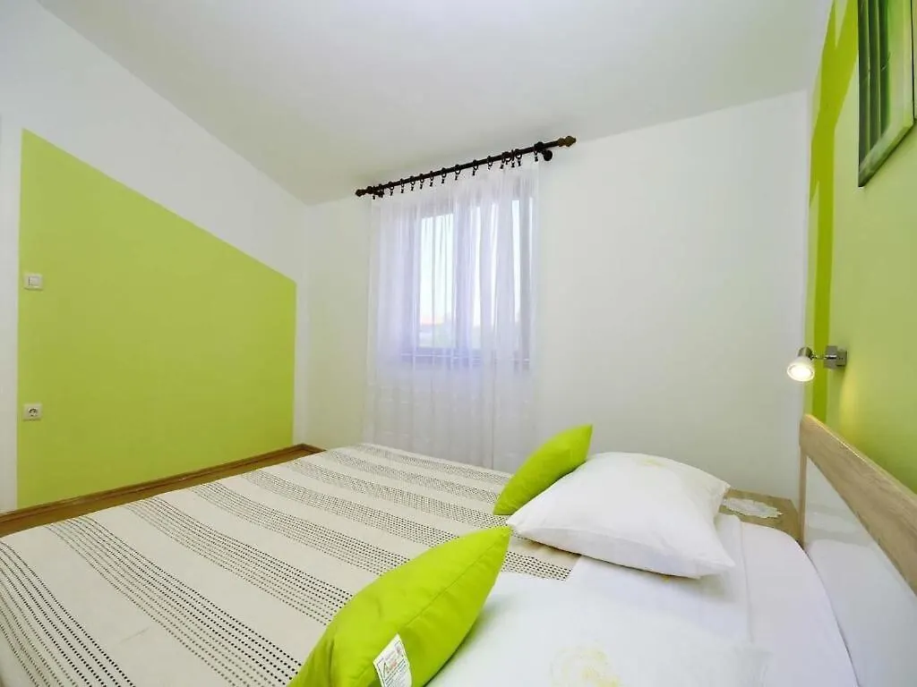 House Bruno Villa Pula 0*,