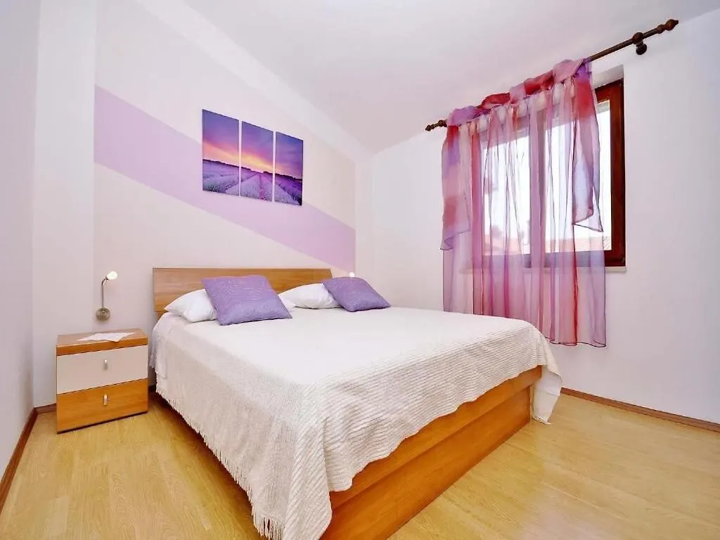 House Bruno Villa Pula 0*,  Croatia