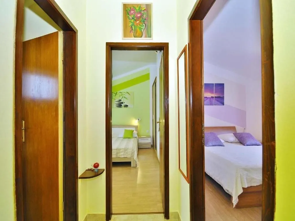 House Bruno Villa Pula 0*,